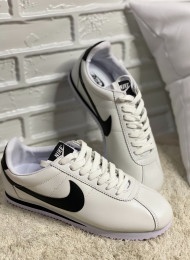 Nike Cortez живое фото 1